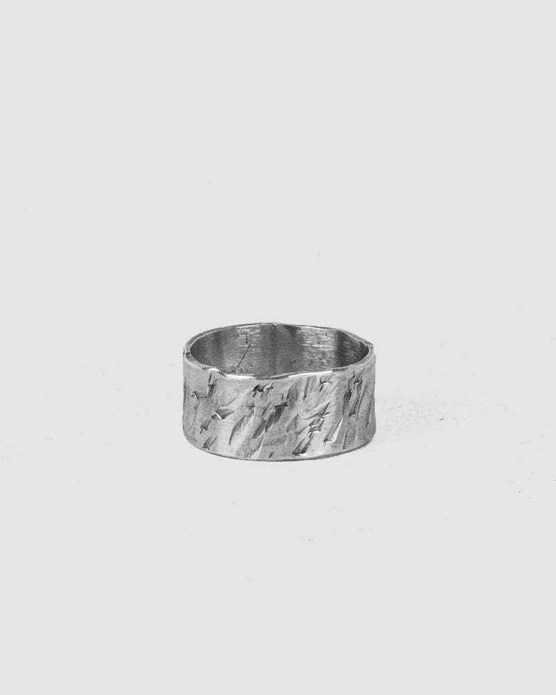 Engnell - Rugged oxidized silver ring - Stilett.com