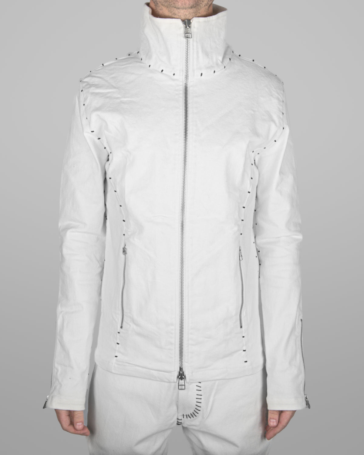 J08 - Natrual White - Black Stitch