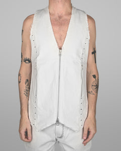 V05 - Natural white - Black stitch
