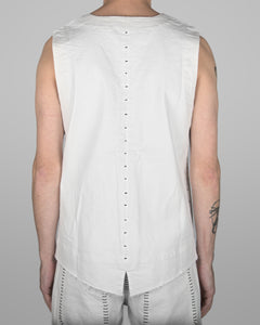 V06 - Natural white - Black stitch