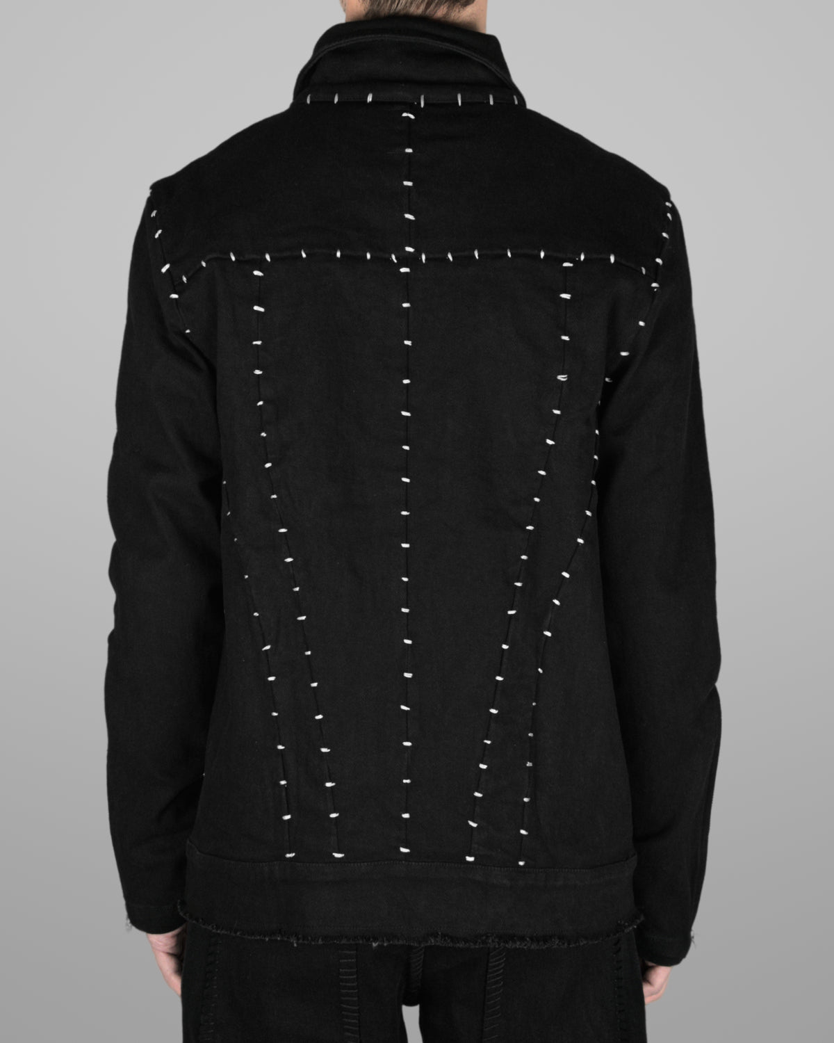 J04 - Black - White stitch