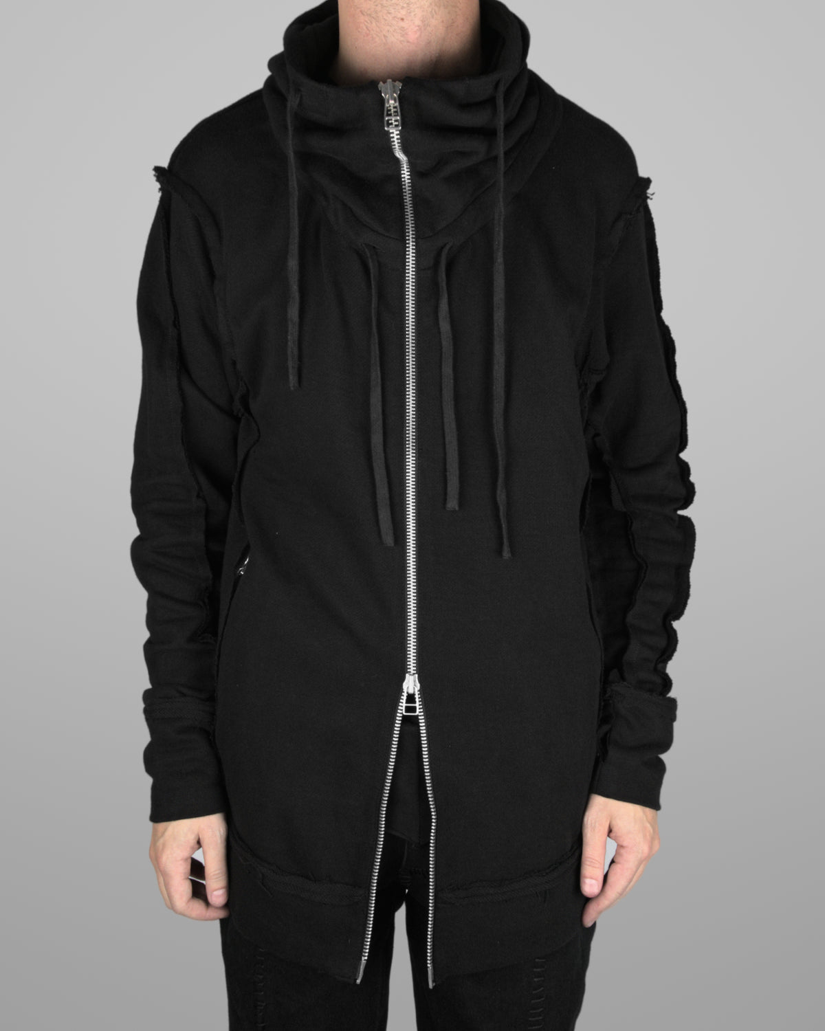 S01 - Black
