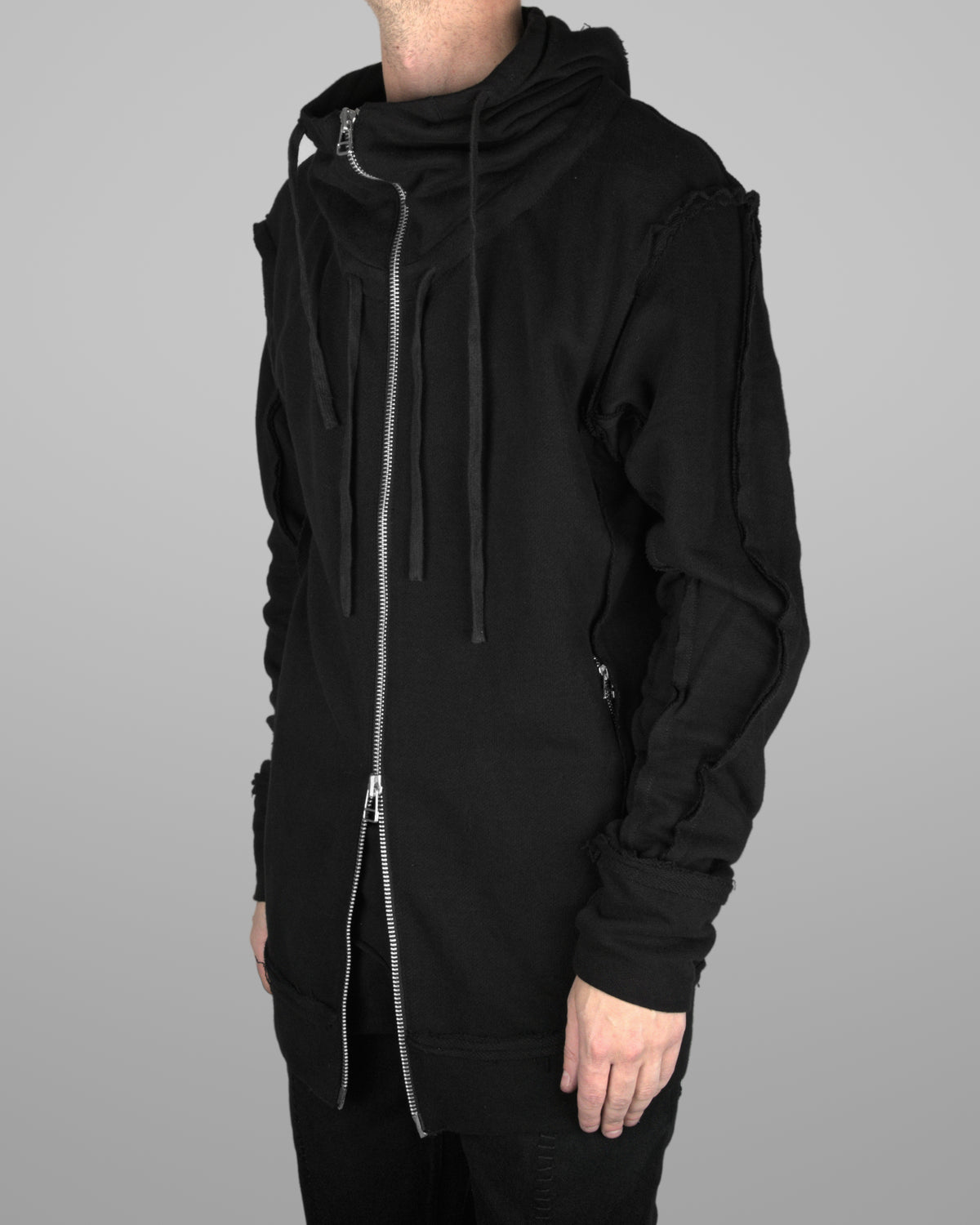 S01 - Black