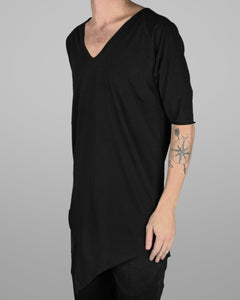 T05 V-Neck - Black