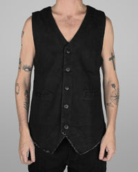 V06 - Black - Black stitch
