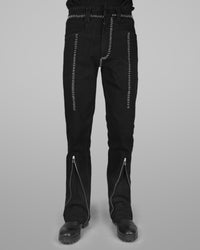 B12 - Black - White stitch