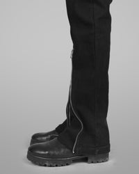 B12 - Black - White stitch