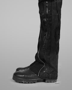 B12 - Black - Black stitch - Painted