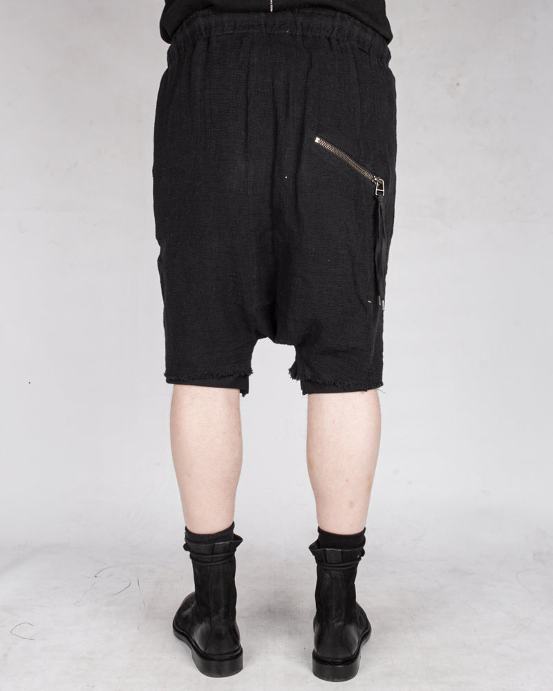 Army of me - Double layered knitted linen shorts black - https://stilett.com/