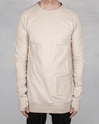 Patched sweatshirt sand