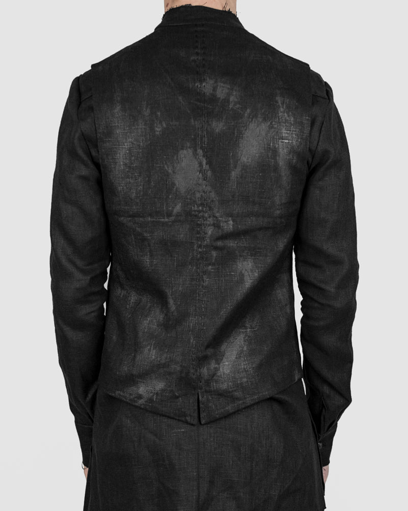 Atelier Aura - Erling suit vest hand painted - https://stilett.com/