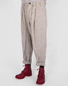 Atelier Aura - Johann deepcrotch trousers nature linen - Stilett.com