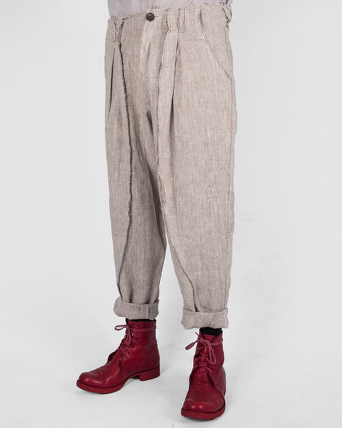 Atelier Aura - Johann deepcrotch trousers nature linen - https://stilett.com/
