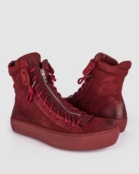 The last conspiracy - Taro waxed oxblood - Stilett.com