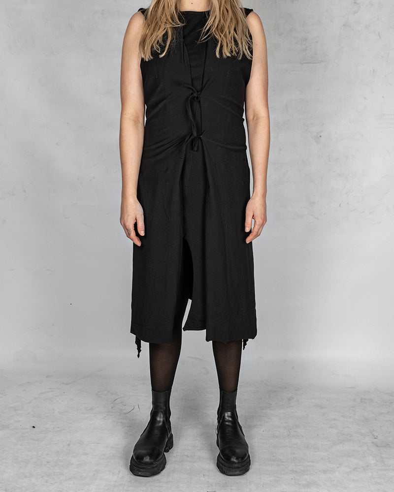 CC02B - Black