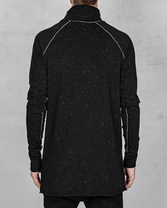 L02 - Black stained