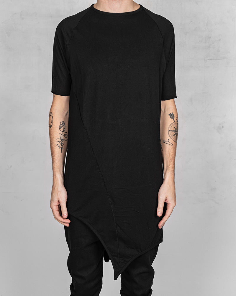 T05 - Black - Black stitch