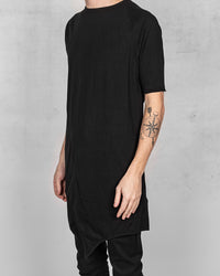 T05 - Black - Black stitch