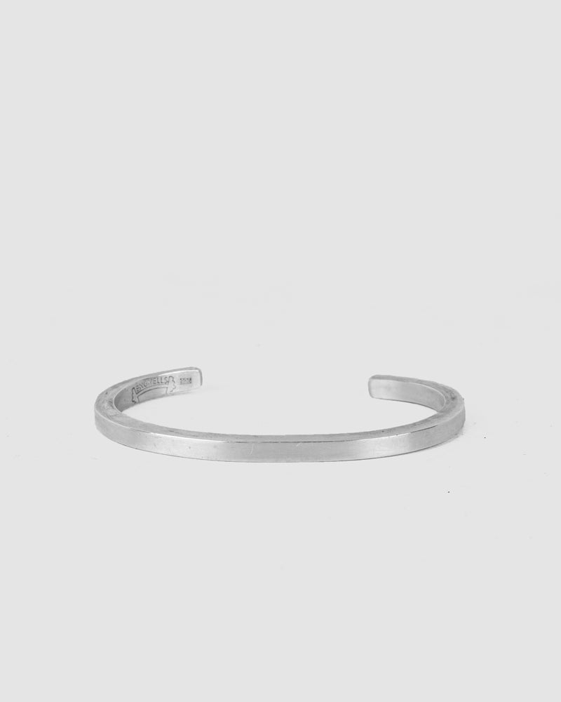 Engnell - Thick blank silver bracelet - https://stilett.com/