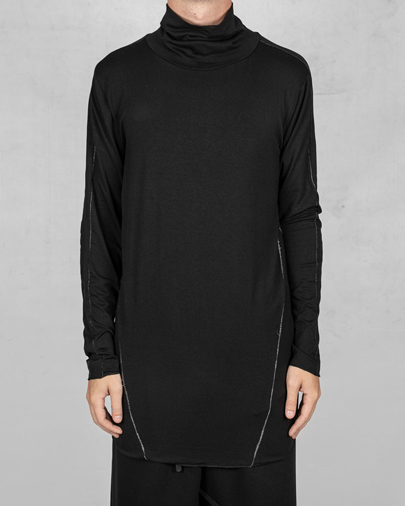 Contrast seam turtle neck shirt