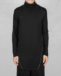 Contrast seam turtle neck shirt
