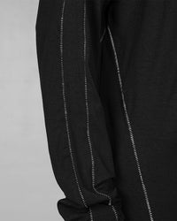 Contrast seam turtle neck shirt