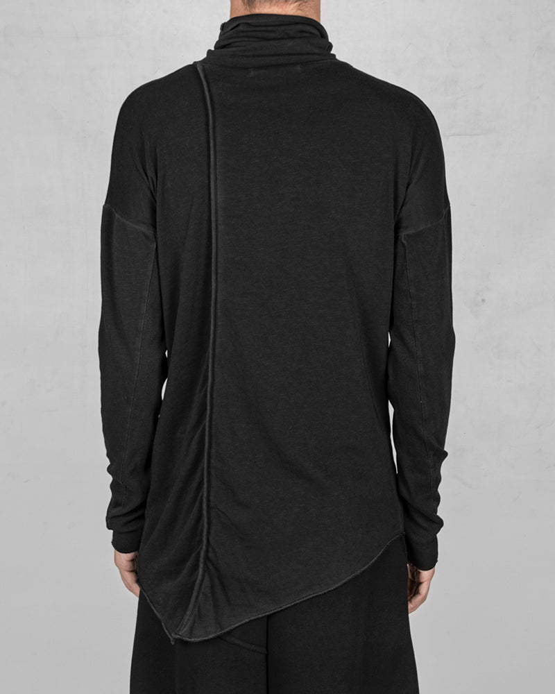 Dyed cold asymmetric oversize sweater