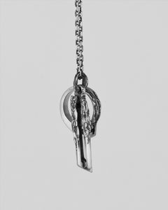 Duo broken necklace