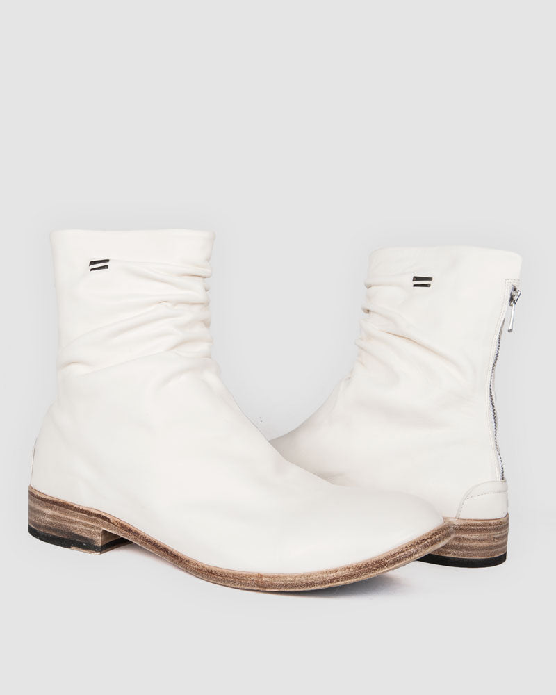 The last conspiracy - Moreno Rewaxed - White - Stilett.com