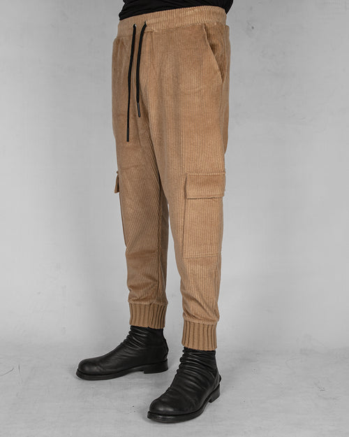 Xagon - Comfort fit velvet trouser caramel - https://stilett.com/