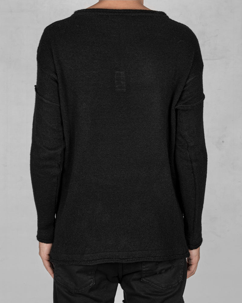 Knitted crew neck sweater black