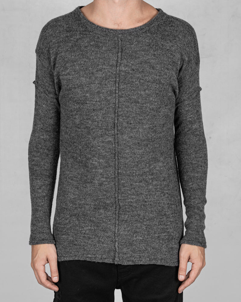 Knitted crew neck sweater grey