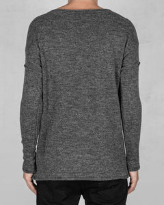 Knitted crew neck sweater grey
