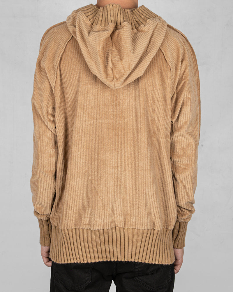 Velvet sweater caramel