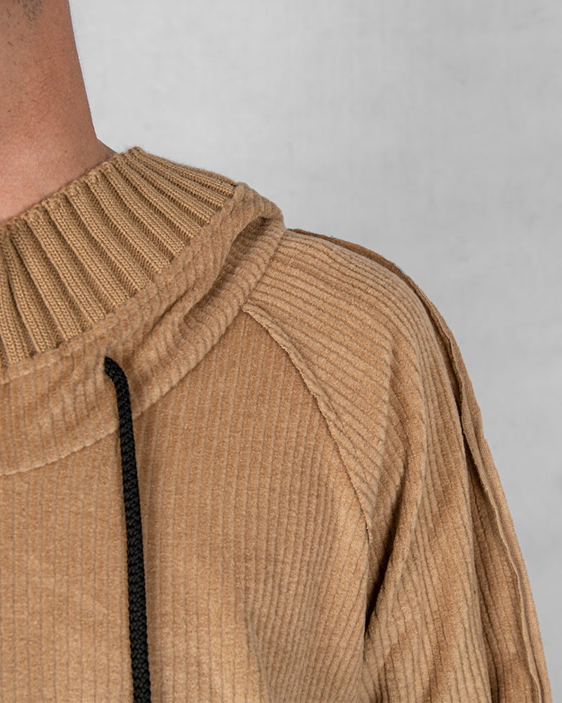 Velvet sweater caramel