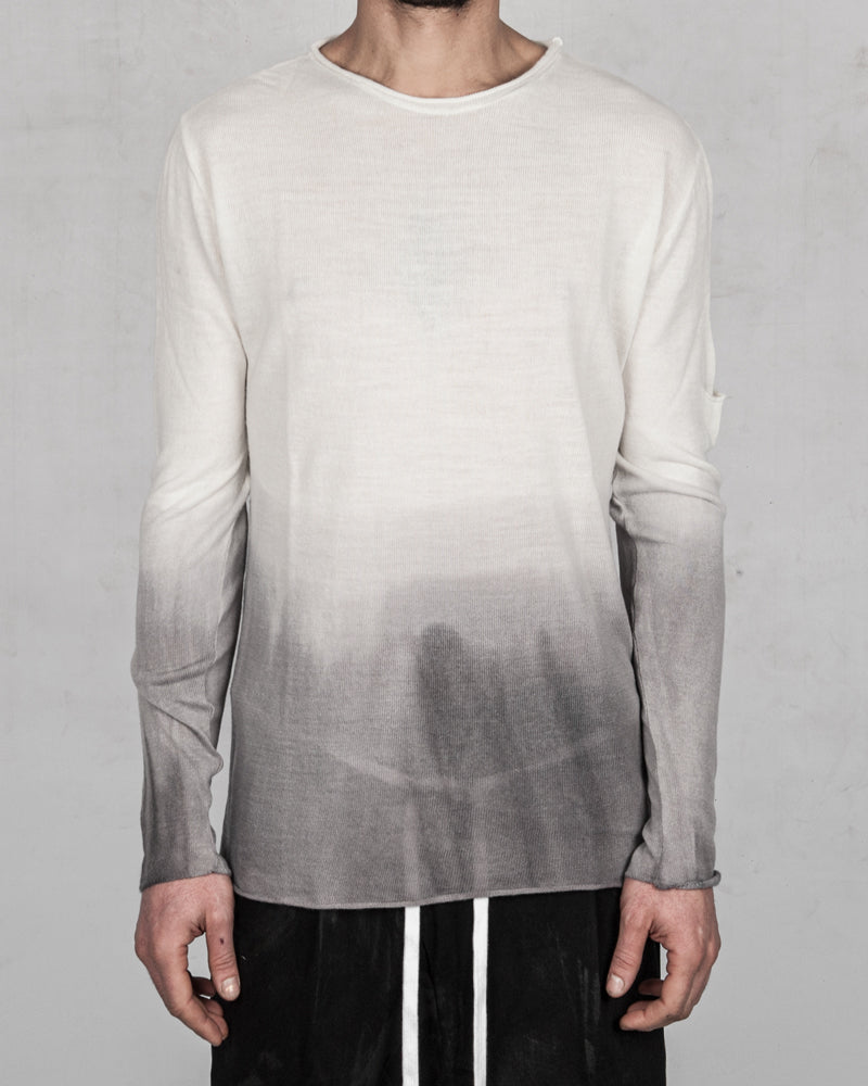 Xagon - Regular fit white ombre sweater - Stilett.com